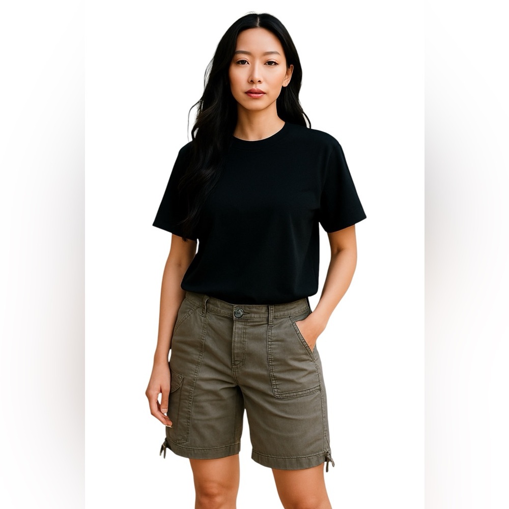 ST. JOHN’S BAY KHAKI GREEN CARGO SHORTS Size 14 - Picture 1 of 13